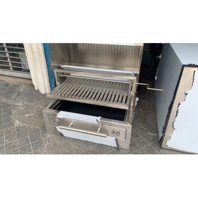 Asador Inoxidable Tipo Argentino Con Tapa